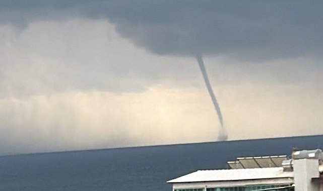 Akdeniz'de peş peşe hortumlar çıktı