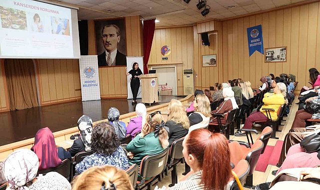 Akdenizli kadınlara meme kanseri konusunda bilgilendirme semineri düzenlendi