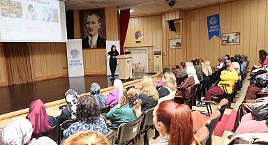 Akdenizli kadınlara meme kanseri konusunda bilgilendirme semineri düzenlendi