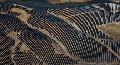 Aksa Enerji, Kırşehir Alıç Depolamalı GES'te ticari üretim başladı
