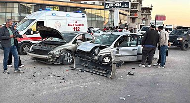 Aksaray'da trafik kazası: 5 yaralı