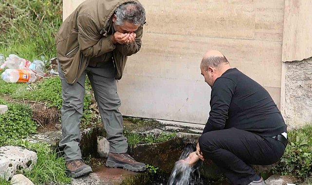 Aksaray'da yeraltından gazlı su çıkıyor