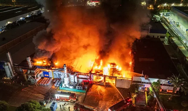 Akü fabrikasında korkutan yangın