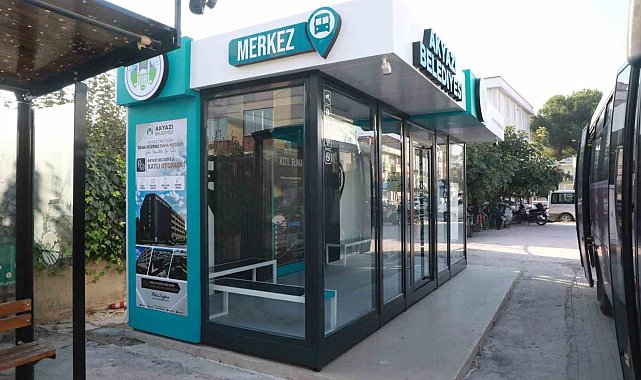 Akyazı'da ilk 'Akıllı Durak' hizmete girdi