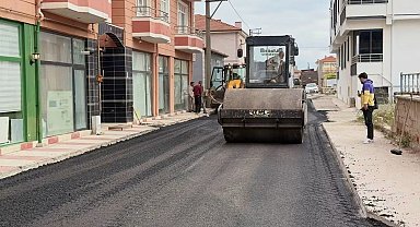 Alaca'da asfalt çalışmaları sürüyor