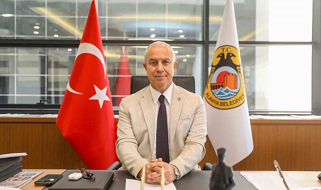 Alanya ve Konyaaltı belediye başkanları CHP'den istifa etti