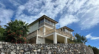 Alanya'da Hollandalı yaşlı çift evlerinde ölü bulundu