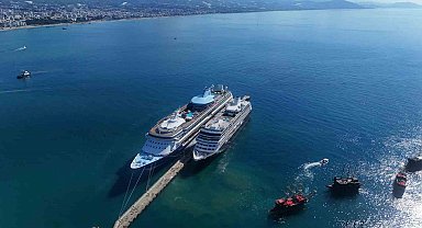 Alanya'ya İngiliz ve ABD'li turist akını