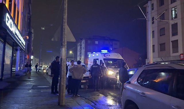 Alkollü şahıs apartman kapısının camını kırdı, ağır yaralandı