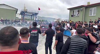 Amasya'da drift gösterisinde yürekler ağızlara geldi