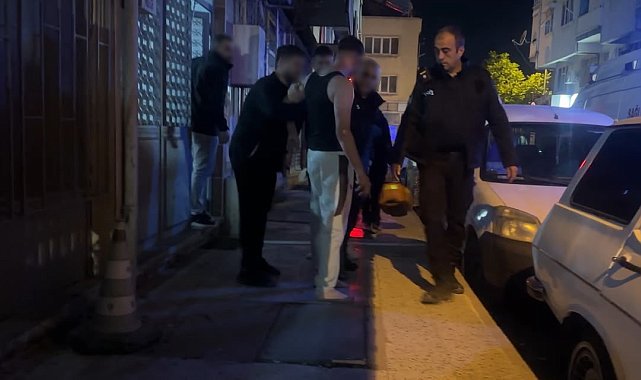 Ambulansa binmemek için direndi, arkadaşlarına "Siz kimsiniz" dedi