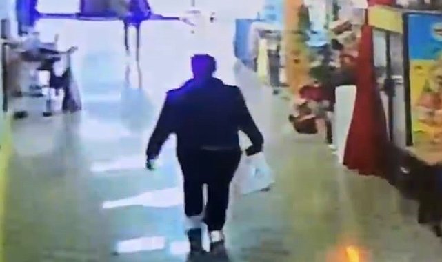 Ankara'da boşandığı eşini öldürüp ardından intihar eden zanlının, cinayeti gerçekleştirdiği ana ait görüntüleri ortaya çıktı