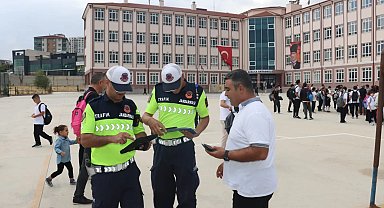 Ankara'da okul çevrelerinde 20 günde yaklaşık 20 bin kişi sorgulandı