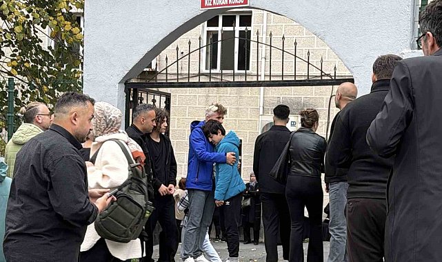 Anneye en zor veda: Tabutu başında gözyaşlarına boğuldu