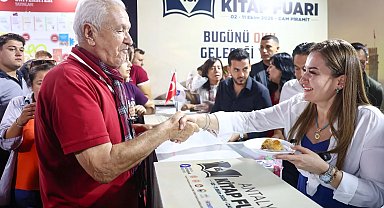 Antalya Kitap Fuarı rekorla kapanış yaptı