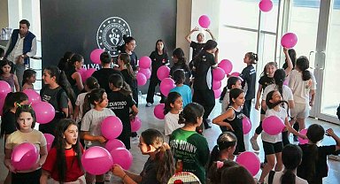 Antalya'da Dünya Kız Çocukları Günü kutlandı