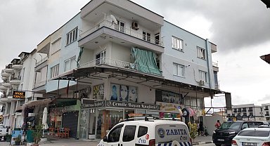 Antalya'da evde kedileri ile yaşayan hayvansever kadın hayatını kaybetti