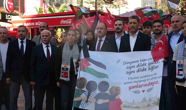 Antalya'da Filistin'e destek yürüyüşü