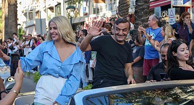 Antalya'da ünlü sanatçılara sevgi seli