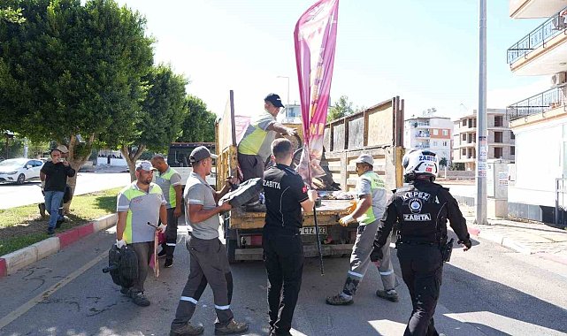 Antalya'da yol ve kaldırım işgallerine müdahale