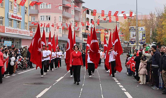 Ardahan'da 29 Ekim Cumhuriyet Bayramı törenle kutlandı