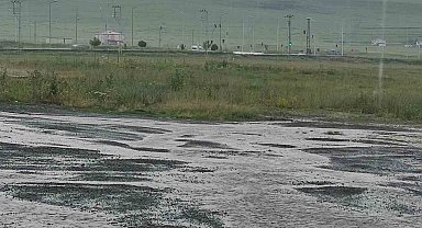 Ardahan'da sağanak yağış etkili oldu