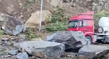 Artvin Hopa'da heyelan: 1 ölü