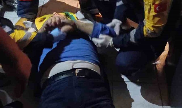 Asansör 3 kat aşağıya düştü: 1 yaralı