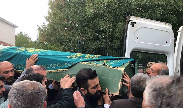 Asansör kazasında hayatını kaybeden öğrenci gözyaşlarıyla toprağa verildi