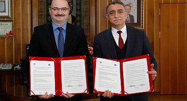 Atatürk Üniversitesi ile Kırşehir Ahi Evran Üniversitesi Arasında BÖGEP iş birliği protokolü imzalandı