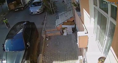 Avcılar'da feci kaza, kamyonetin altında kalan kadın hayatını kaybetti