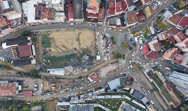 Ayazağa'da selin izleri siliniyor: Stadyum ve çevresinde yıkım ve temizlik çalışmaları sürüyor