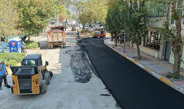 Aydın Büyükşehir'in Söke'de çalışmaları sürüyor