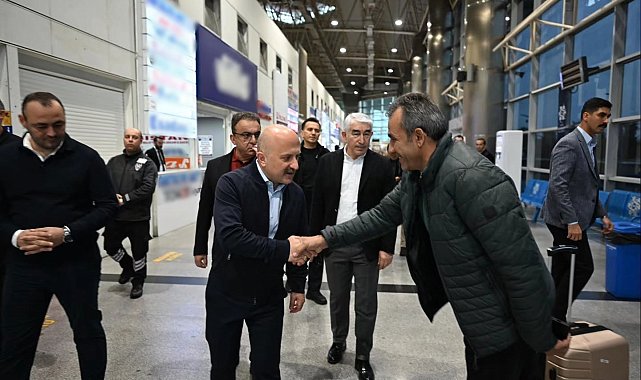Aydın Valisi Varol, otobüs terminalinde yolcularla buluştu