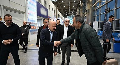 Aydın Valisi Varol, otobüs terminalinde yolcularla buluştu