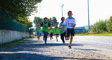 Aydın'da kros heyecanına 281 sporcu katıldı