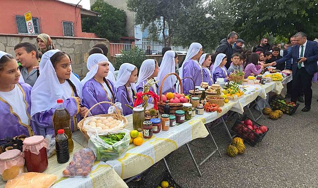 Aydında öğrenciler ekolojik pazar kurdu, satış yaptı