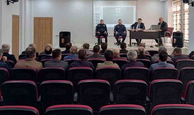 Aydıntepe'de muhtarlarla istişare toplantısı yapıldı