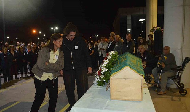 Ayvalık'ta deniz kazasında hayatını kaybeden Dr. Bingüllü'ye hüzünlü veda