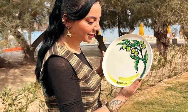 Ayvalık'ta zeytin sanatla buluştu
