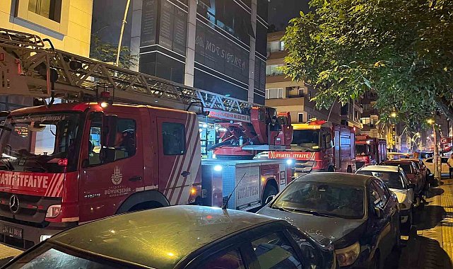Bahçelievler'de 6 katlı apart otelde yangın