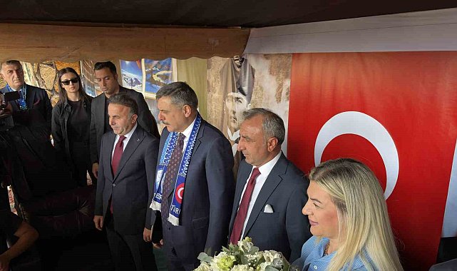 Bakan Çiftçi: "Erzurumlularla olan irtibatımız ve muhabbetimiz devam ediyor"