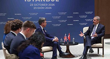 Bakan Fidan, İngiliz mevkidaşı Miliband ile bir araya geldi