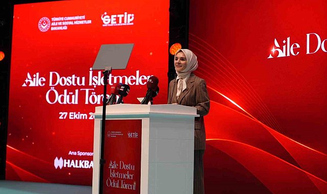 Bakan Göktaş: "Aileyi güçlendirmek için tüm alanlar aile dostu olmalı"