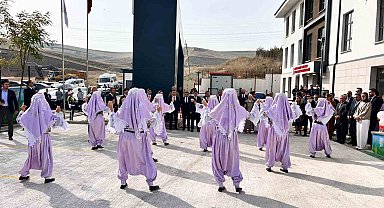Bakan Göktaş: "Sosyal ve Ekonomik Destek hizmetimizle 199 bin 889 çocuğun ailelerinin yanında büyümesine katkı sunuyoruz"