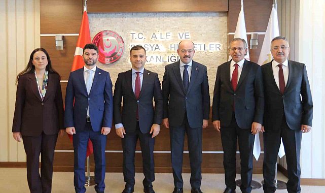 Bakan Göktaş: "TMTF ile imzaladığımız İş Birliği Protokolü ile toplumumuzu doğrudan ilgilendiren önemli bir adım atıyoruz"