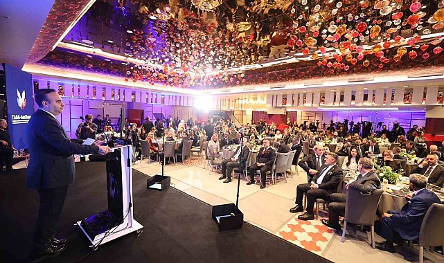 Bakan Kacır: ''Küresel imalat sanayi katma değerindeki payımızı iki katına çıkardık"