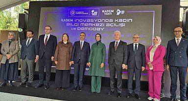 Bakan Kacır: "Kadınların bilimde ve üretimde güçlü bir şekilde yer alması, ülkemizin kalkınmasının temel anahtarıdır"