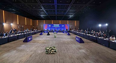 Bakan Kurum COP31 hazırlıklarını paylaştı: "Türkiye, yarının dünyasına imzasını atacak, tüm insanlığın geleceğine mührünü vuracak"