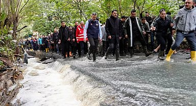 Bakan Kurum'dan Ayazağa'da sel açıklaması... Önce afetin izlerini kaldıracağız